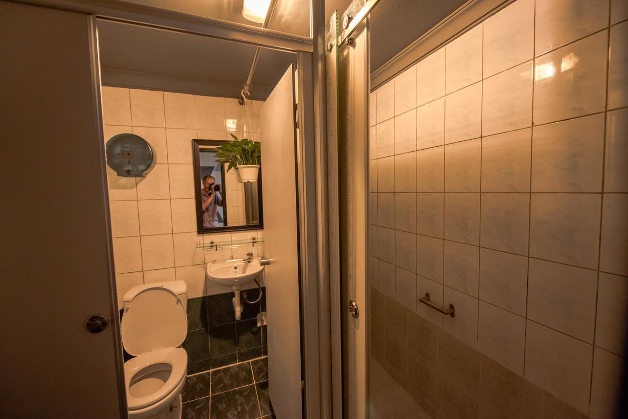 The Like Hostel & Cafe Хошимін Екстер'єр фото